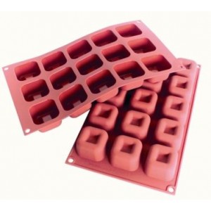 https://www.bazari.fr/398-thickbox/moule-a-savarain-carre-silicone-par-15.jpg