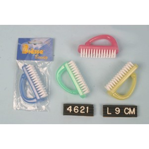 https://www.bazari.fr/5873-thickbox/brose-a-ongles-poignee.jpg