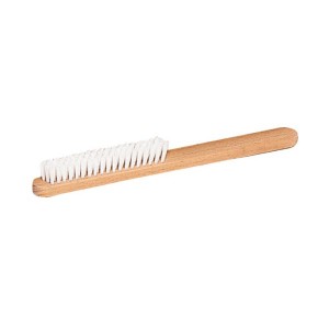 https://www.bazari.fr/6995-thickbox/brosse-a-bijoux-nylon-monture-bois.jpg