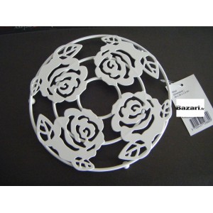 https://www.bazari.fr/7904-thickbox/dessous-de-plat-metallique-carre-jja.jpg