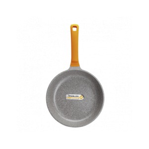 https://www.bazari.fr/9720-thickbox/poele-rev-facon-pierre-pradel-excellence-24-cm-manche-.jpg
